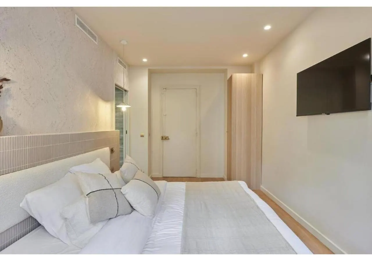 Apartment Studio Center Of Paris Beaubourg By Studioprestige